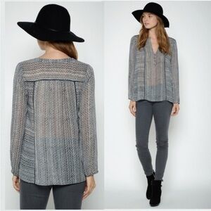 Joie 100% silk womens size Xs blue blouse long sleeve shirt